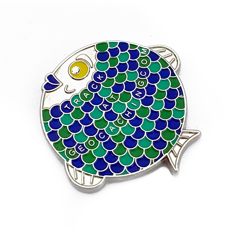 The new good luck small fish commemorative coin metal colour baking paint commemorative medallion graduation season mutual gifts