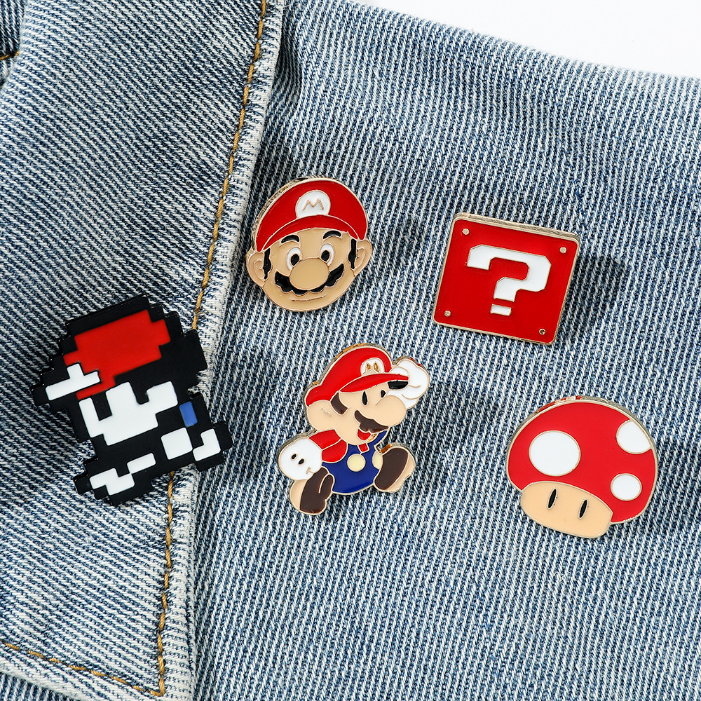 Super Mario Brooch Creative Cartoon Game Character Peripheral Metal Badge Mushroom Accessory Pin