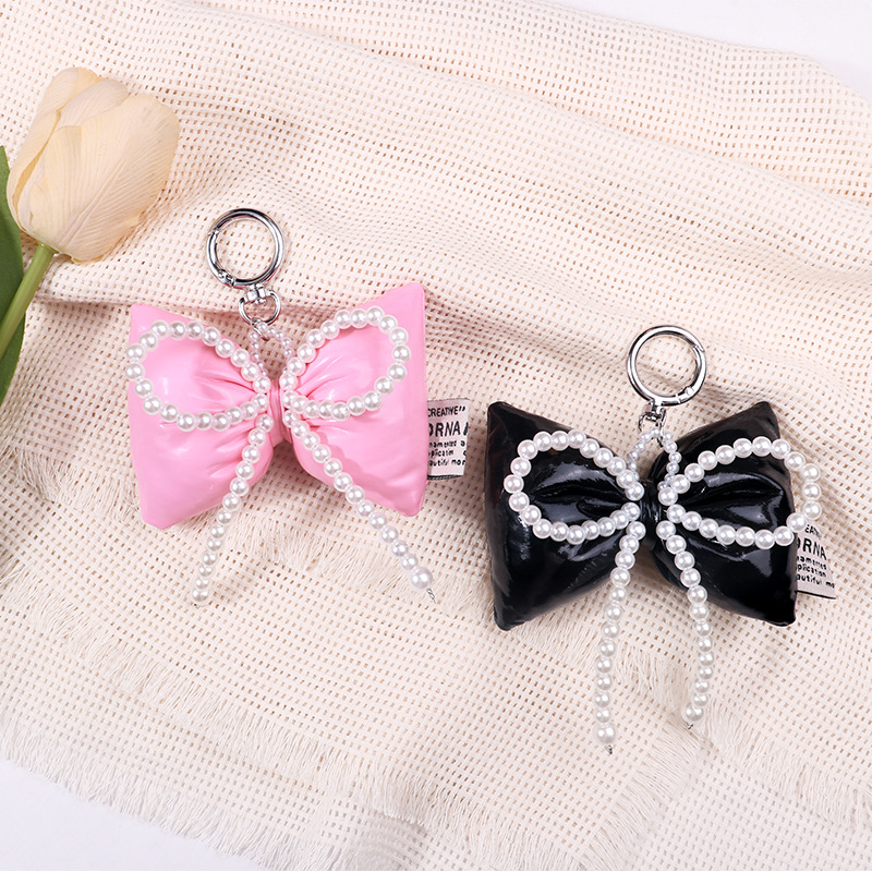 PU Leather Keychain Butterfly Shaped Genuine Leather Keychain Handmade Leather Bag Pendant Gift Car Pendant Leather Key Factory Custom Design Free LOGO Can Be Printed