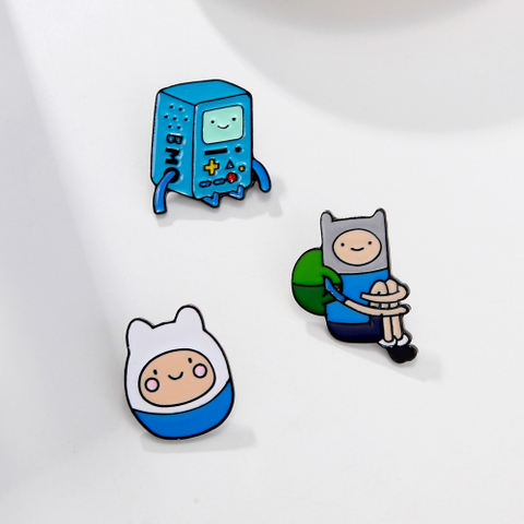 Adventure cute cute Po cartoon brooch clothing bag accessories metal badge spot wholesale