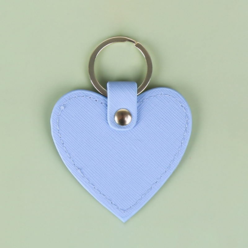 Customized Leather Keychain Bag Pendant Car Keychain PU Pendant Cultural Creative Pendant Can Be Customized Fashionable Heart-shaped Leather Keychain Keychain Manufacturer Printing Logo Peripheral Cul