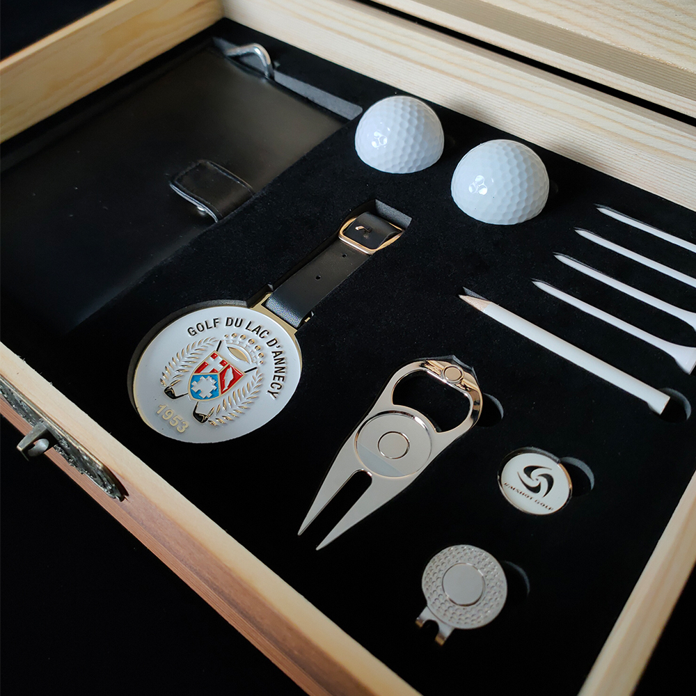 Customized Golf Accessories Gift Box Set Tag Ball Fork Ball Nail Cap Clip Score Book Mark Wooden Box Paper Box Current Mold