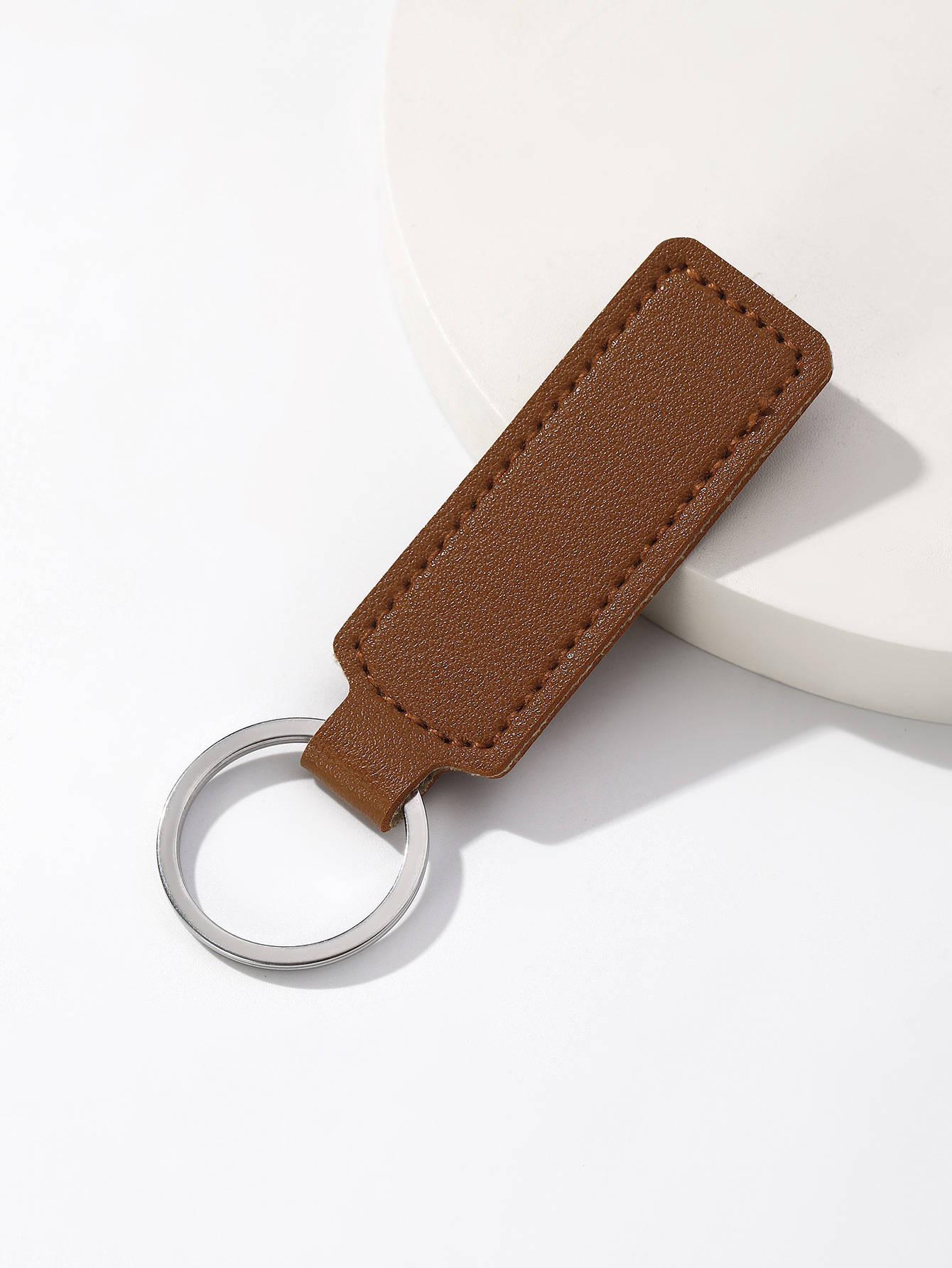 Creative PU Leather Keychain Simple Business Car Key Accessories Leather Keychain DIY Key Ring Wholesale