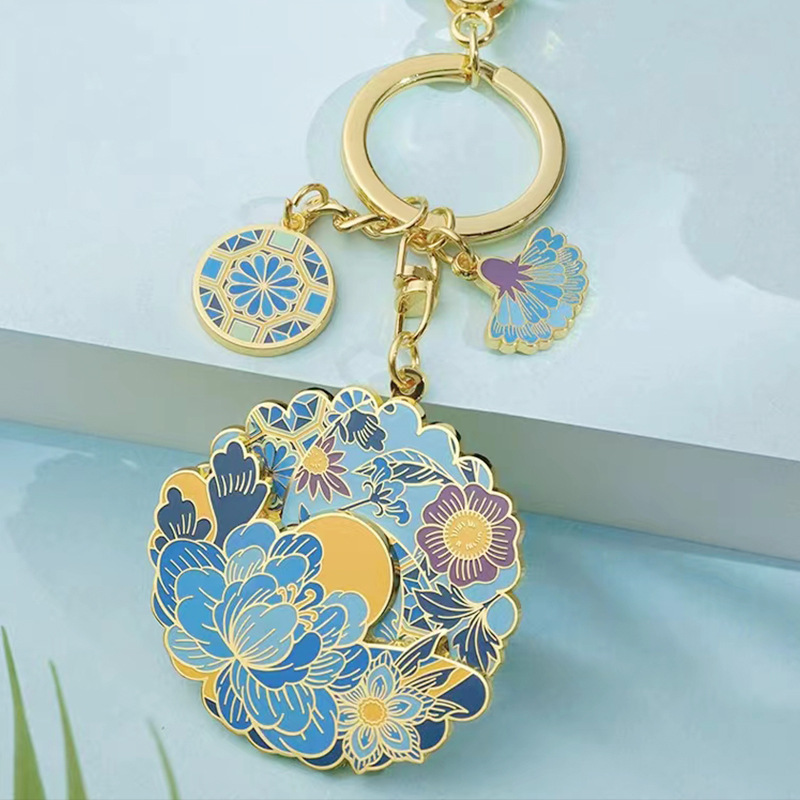 Factory customized rotating keychain metal alloy imitation enamel craftsmanship multi-color baked paint small gift customization