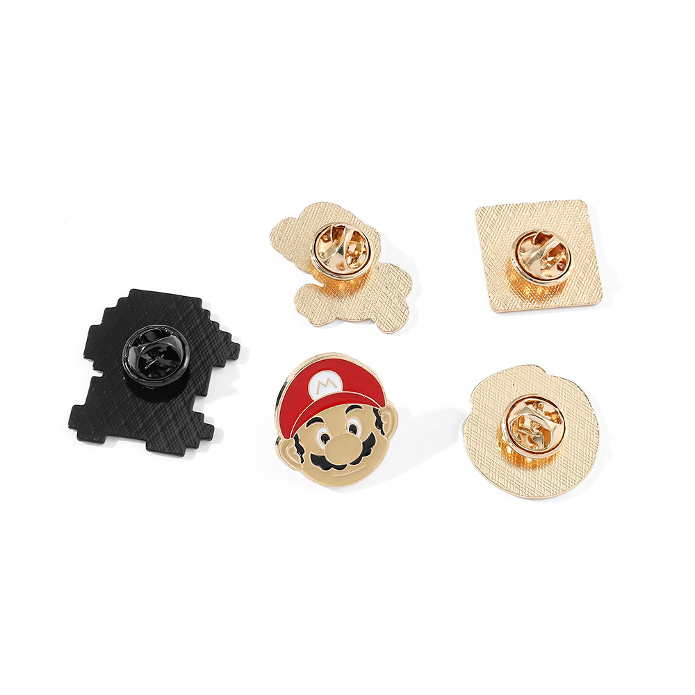 Super Mario Brooch Creative Cartoon Game Character Peripheral Metal Badge Mushroom Accessory Pin