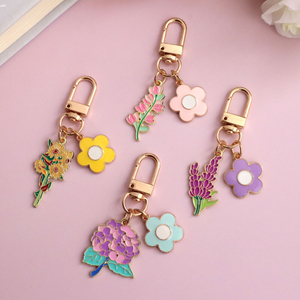 Little Fresh Sunflower Flower Alloy Keychain Couple's Book Bag Pendant Graduation Travel Commemorative Handheld Gift