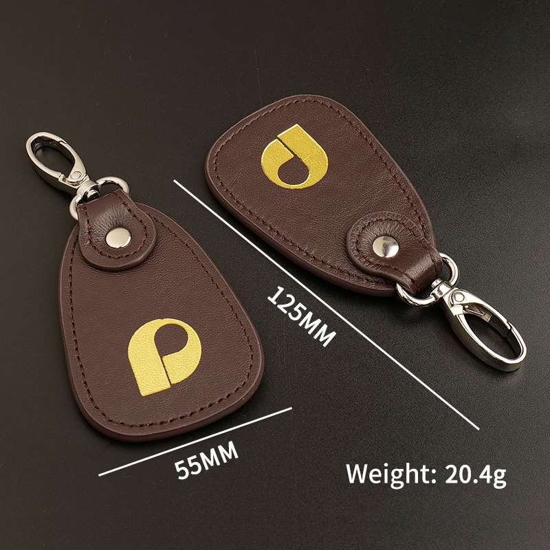 Simple genuine leather keychain accessories team building activities small gifts car keychain pendants men and women bag pendants